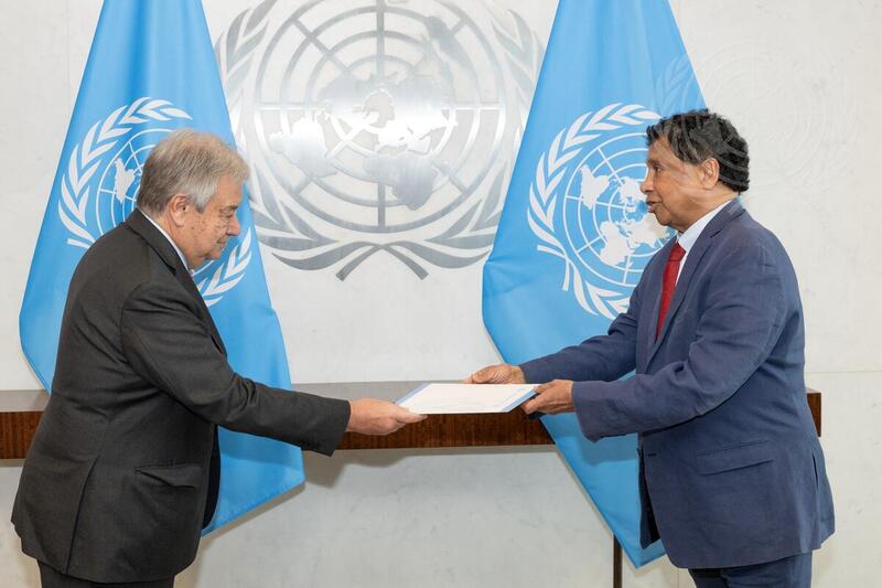 Permanent Observer of University for Peace Presents Letter of Appointment to Secretary-General