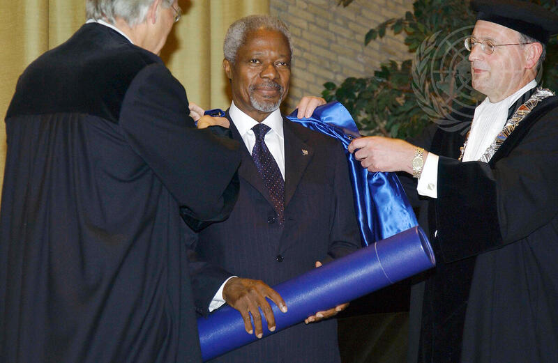 Secretary-General Visits the Netherlands