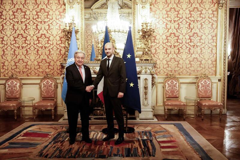 Secretary-General Meets with Foreign Minister of France
