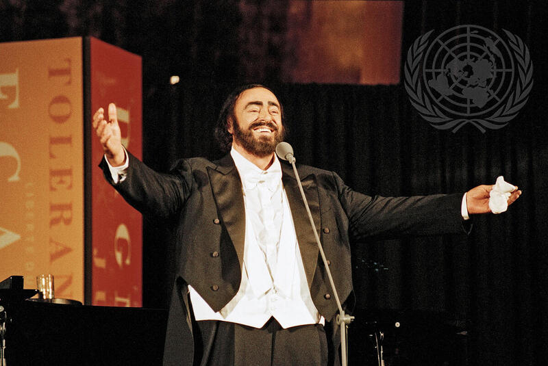 Recital in General Assembly Hall Commemorates 50th Anniversary of Universal Declaration of Human Rights
