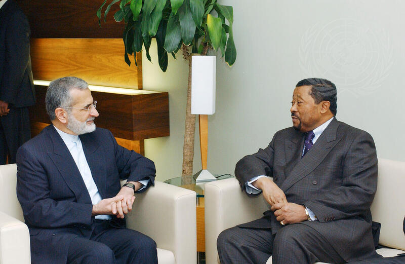 PRESIDENT OF GENERAL ASSEMBLY MEETS WITH MINISTER FOR FOREIGN AFFAIRS OF IRAN