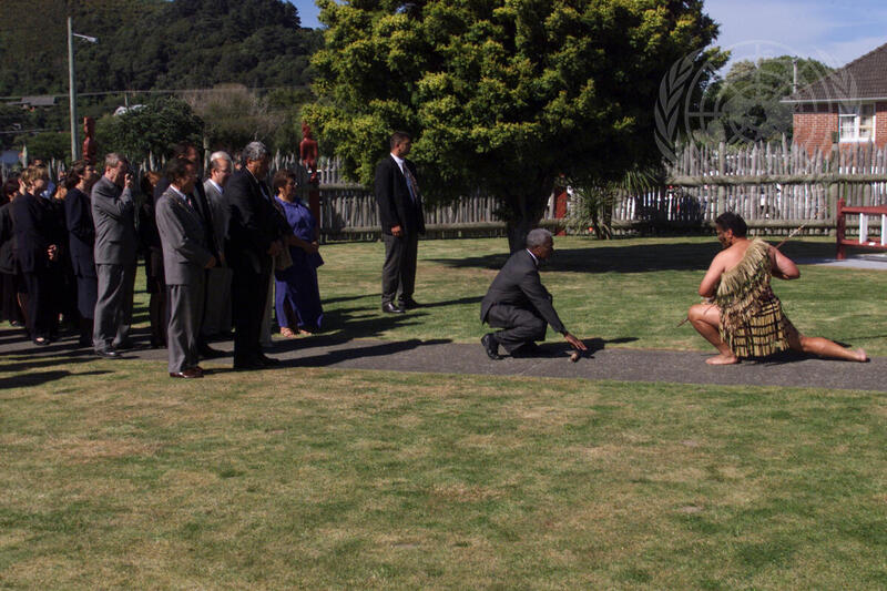 SECRETARY-GENERAL VISITS NEW ZEALAND