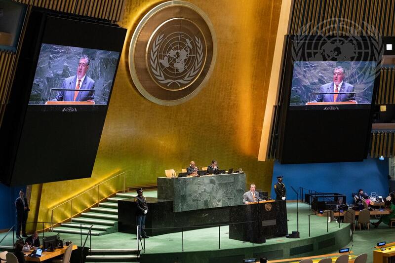 General Assembly Hears Address by President of Guatemala