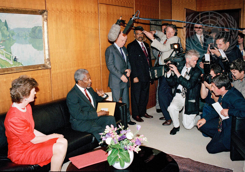 Newly Appointed UN High Commissioner for Human Rights and President of Ireland Meets with Press