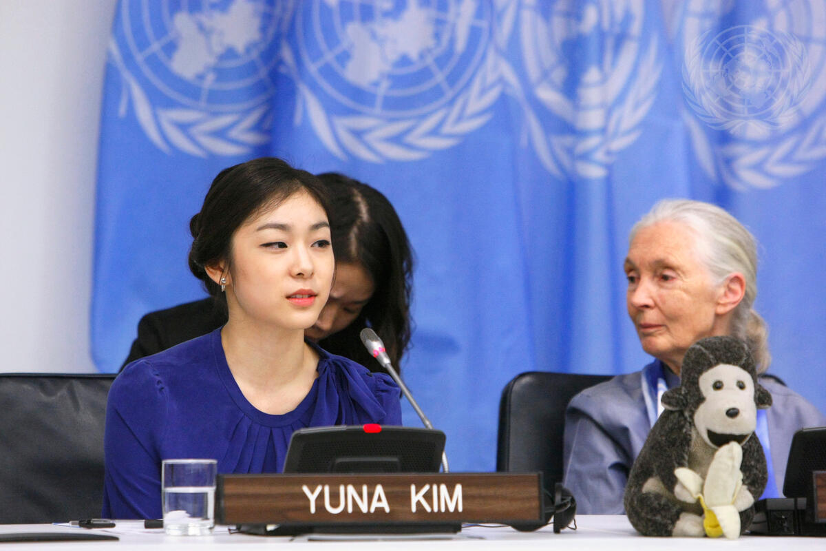 UN Goodwill Ambassadors Hold Student Forum on Peace and Democracy | UN ...