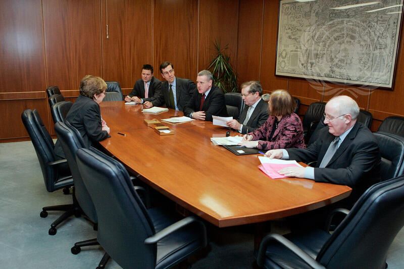 Deputy Secretary-General Meets With United Kingdom Legislators