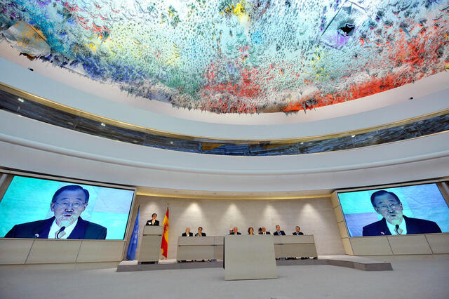 Secretary-General Unveils Human Rights Council Conference Room Ceiling