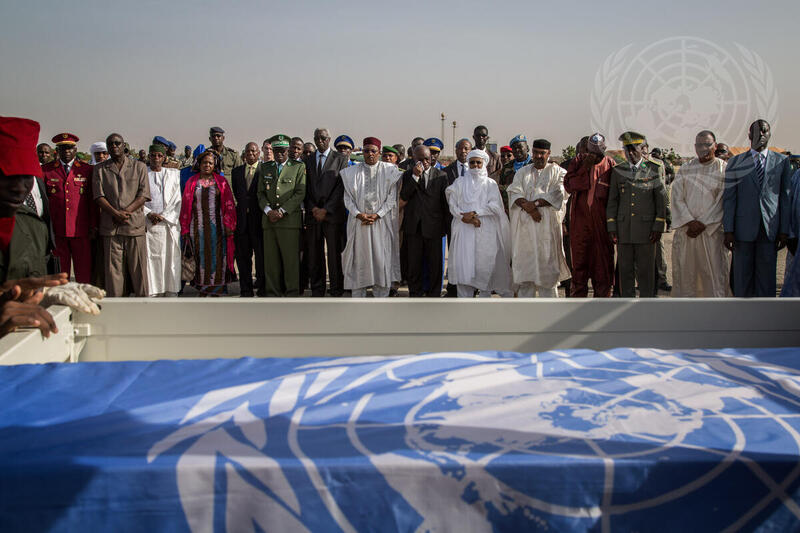 Remains of Nigerien Peacekeepers Arrive in Niamey, Niger