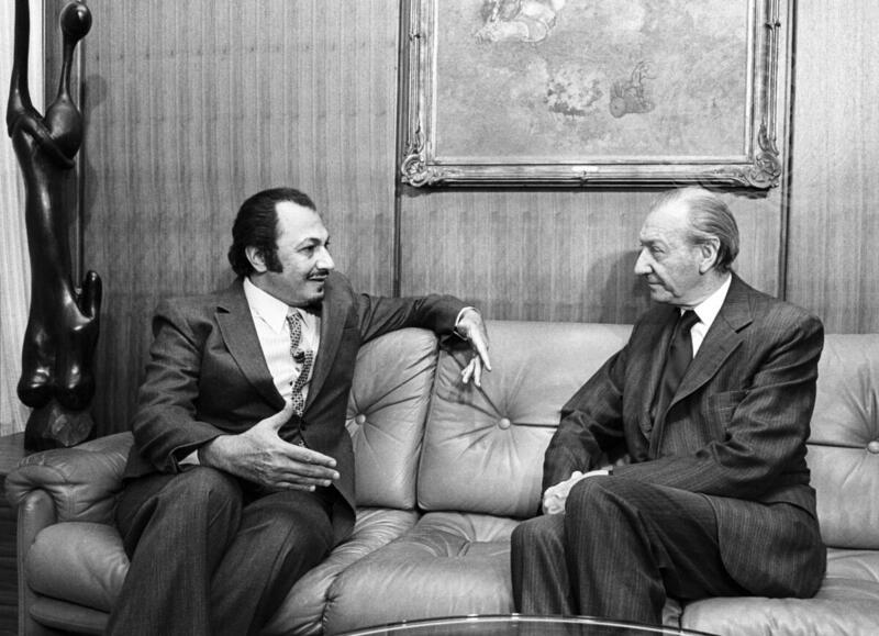 Secretary-General Kurt Waldheim Meets with Prince Talal Bin Abdul Aziz Al Saud of Saudi Arabia