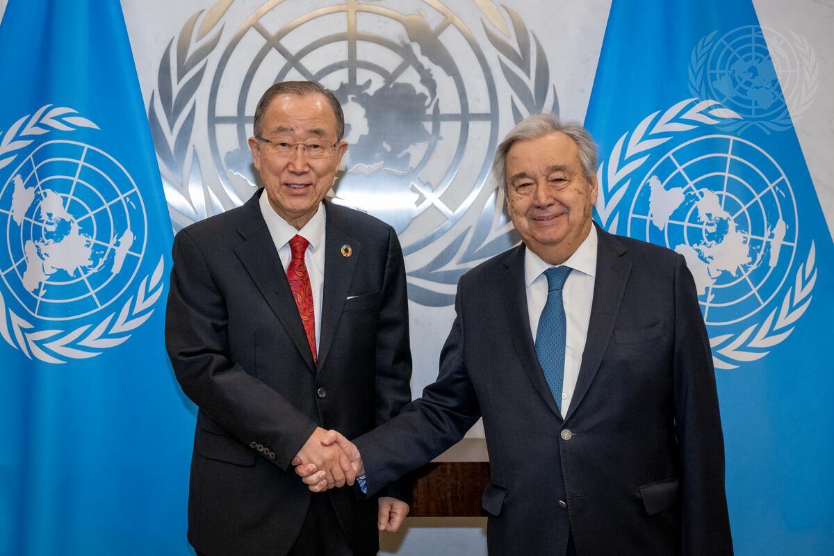 Secretary-General Meets with Former Secretary-General