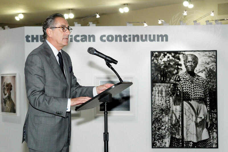 Colombian Representative Speaks at "African Continuum" Opening