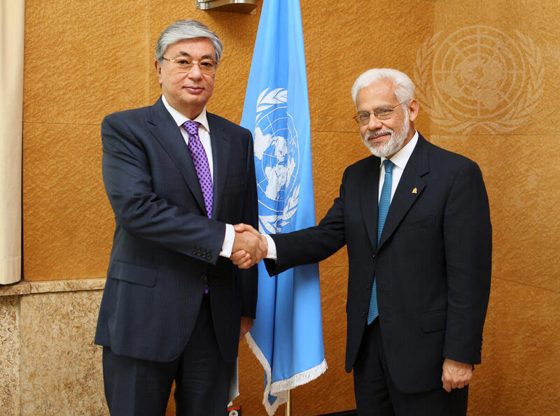 Director-General of UNOG Meets New Permanent Representative of Honduras