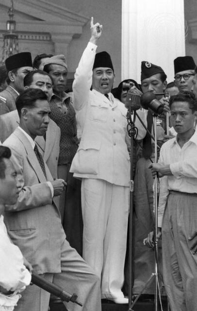 President Sukarno Arrives in Capital of Newly Created Republic of Indonesia