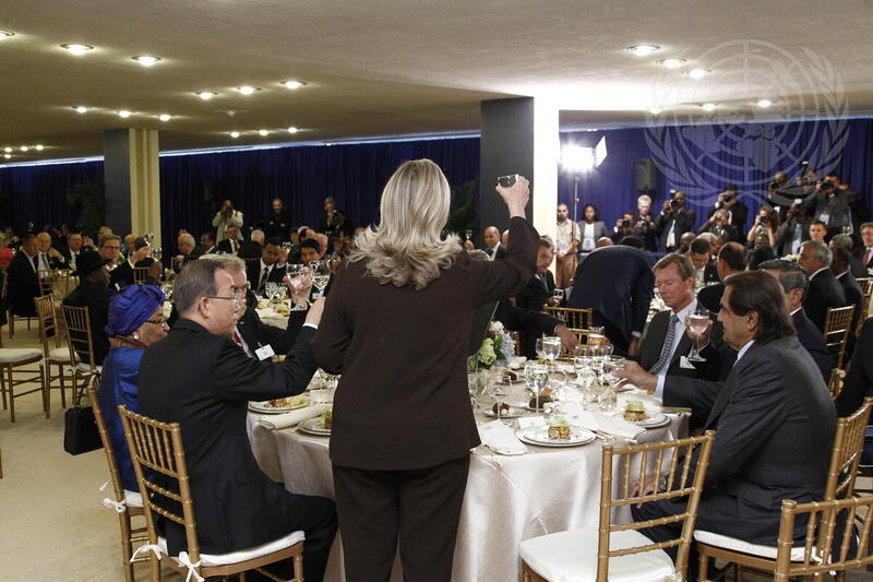 Secretary-General Hosts Luncheon for World Leaders