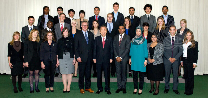 Secretary-General Meets General Assembly Youth Delegates