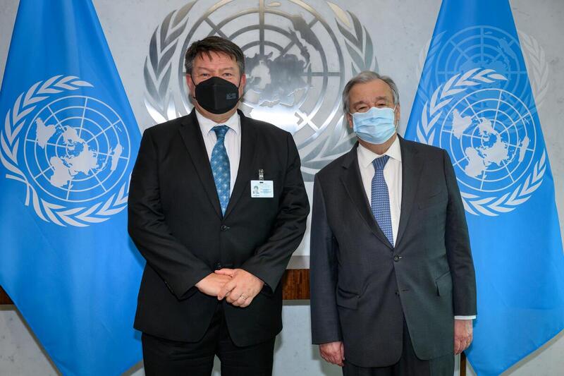 Secretary-General Meets with Secretary-General of World Meteorological Organization