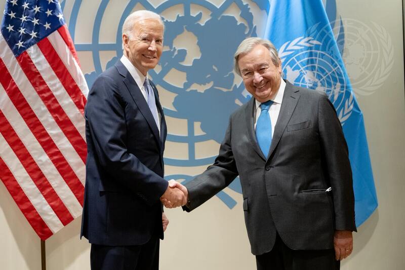 Secretary-General Meets with President of United States of America