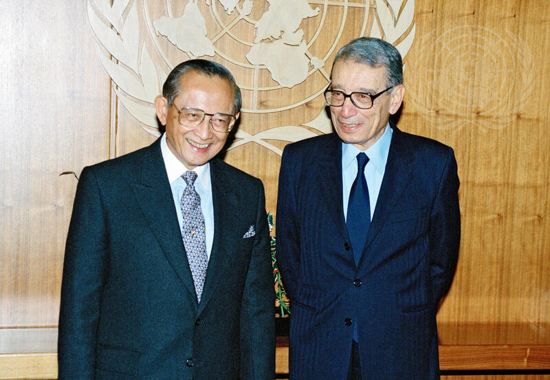 Secretary-General Meets with President of Philippines
