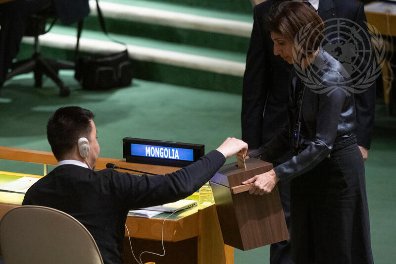General Assembly Meets on Election of Members of UN Commission on International Trade Law