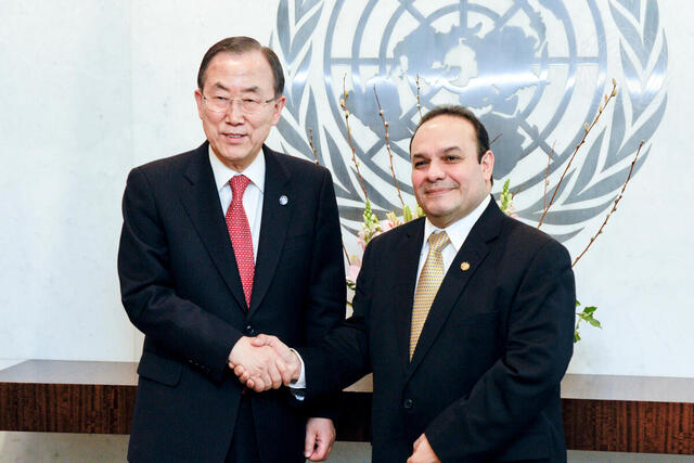 Secretary-General Meets Permanent Representative of El Salvador