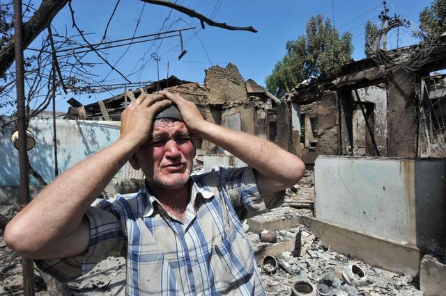 Ethnic Clashes in Osh, Kyrgyzstan, Leave Homes Destroyed