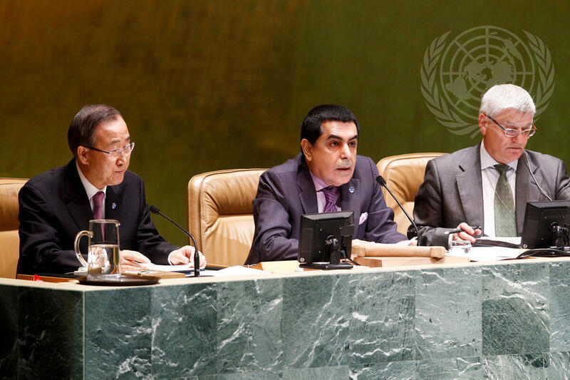 General Assembly Adopts Resolution Calling for End of Violence in Syria