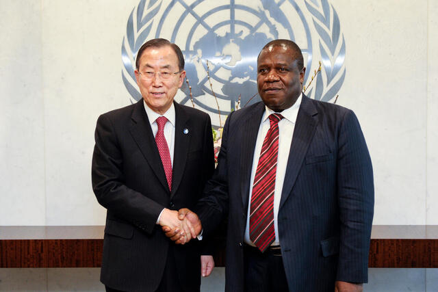 Secretary-General Meets with Permanent Representative of South Africa