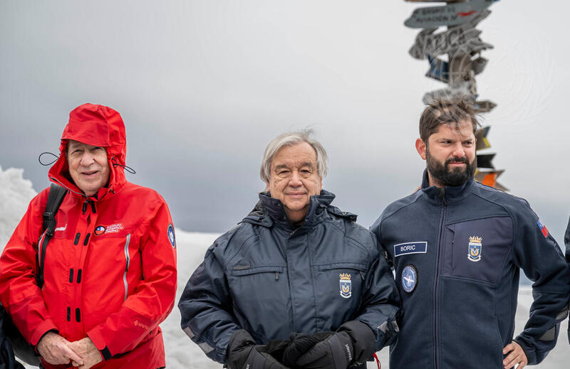 Secretary-General Visits Antarctica