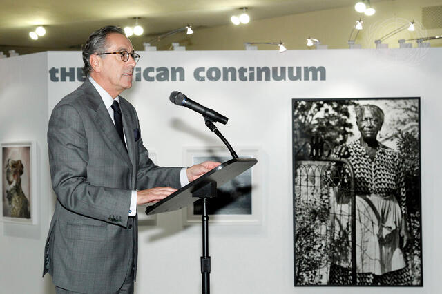 Colombian Representative Speaks at &quot;African Continuum&quot; Opening