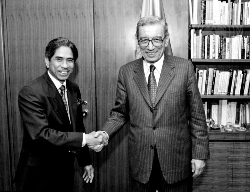 Secretary-General Meets with Executive-Secretary of Economic and Social Commission for Asia and Pacific