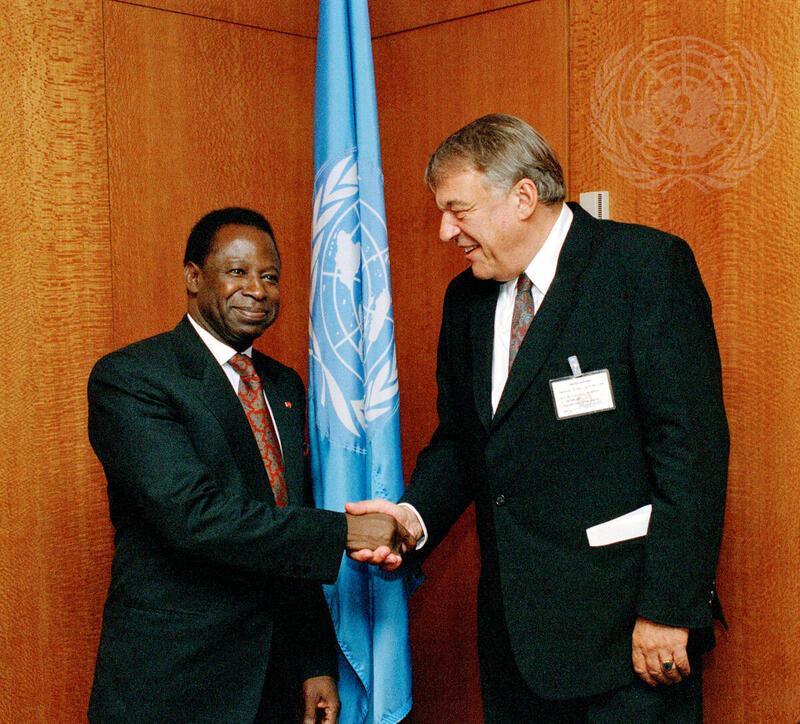 President of General Assembly Meets with Foreign Minister the Netherlands