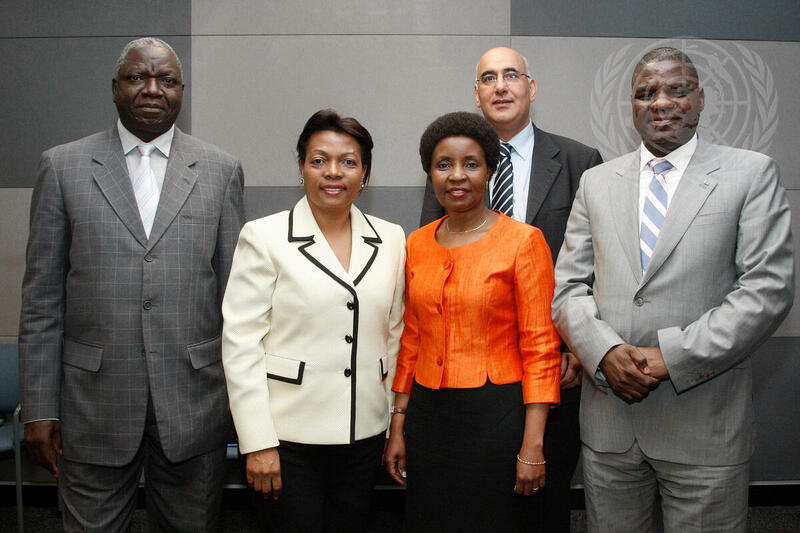 Deputy Secretary-General Meets Participants of Rule of Law Panel Discussion
