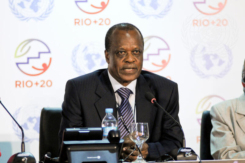 Congolese Minister Briefs the Press at Rio+20