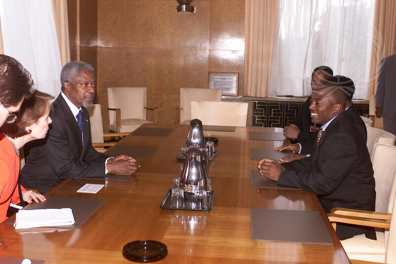 Secretary-General Visits Switzerland