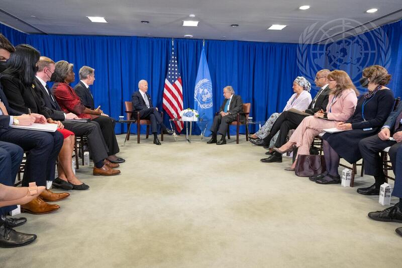 Secretary-General Meets with President of United States of America