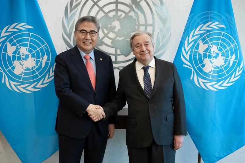 Secretary-General Meets with Minister for Foreign Affairs of Republic of Korea