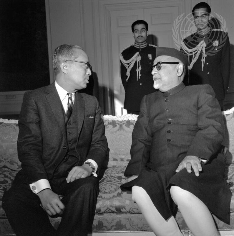 Secretary-General U Thant Calls on the President of India