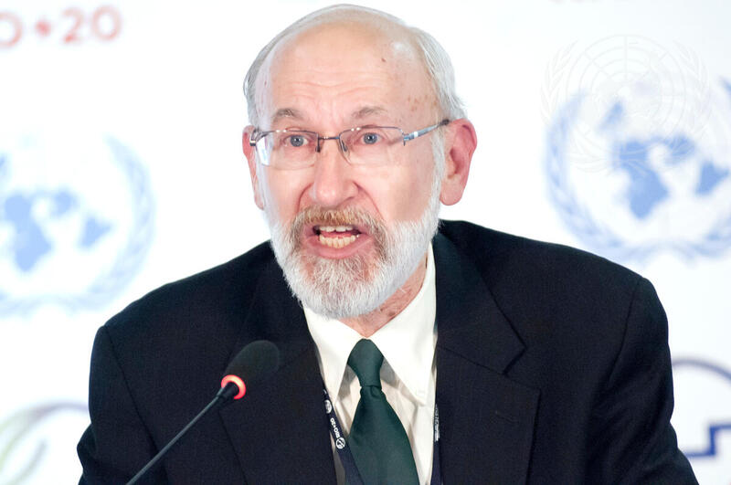 Goodwill Ambassadors Pledge to Offset Carbon Miles