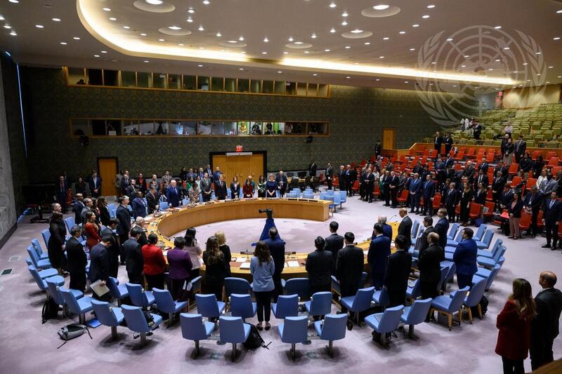 Security Council Observes Moment of Silence for Humanitarian Workers Who Lost Their Lives in Gaza