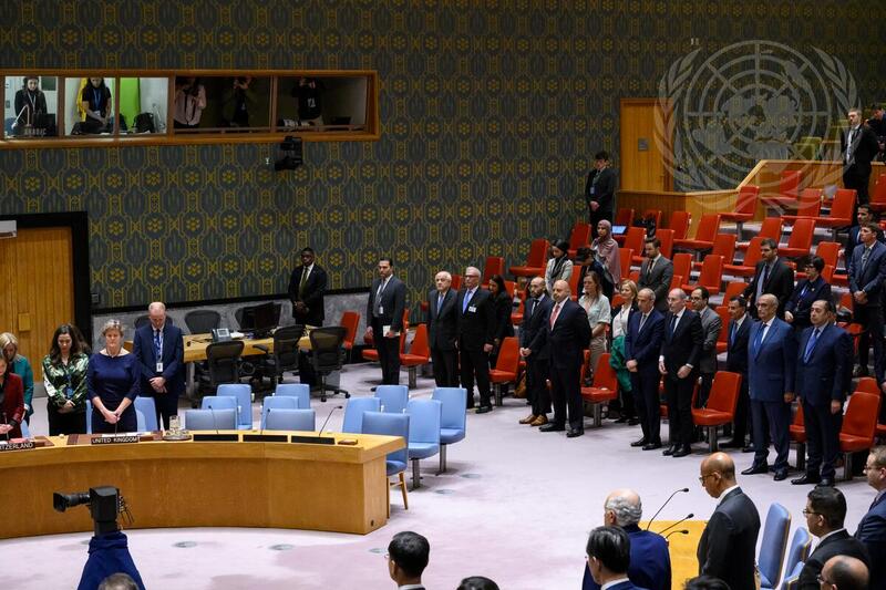 Security Council Observes Moment of Silence for Humanitarian Workers Who Lost Their Lives in Gaza