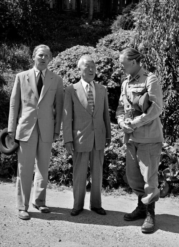 British Cabinet Members Visit Korea