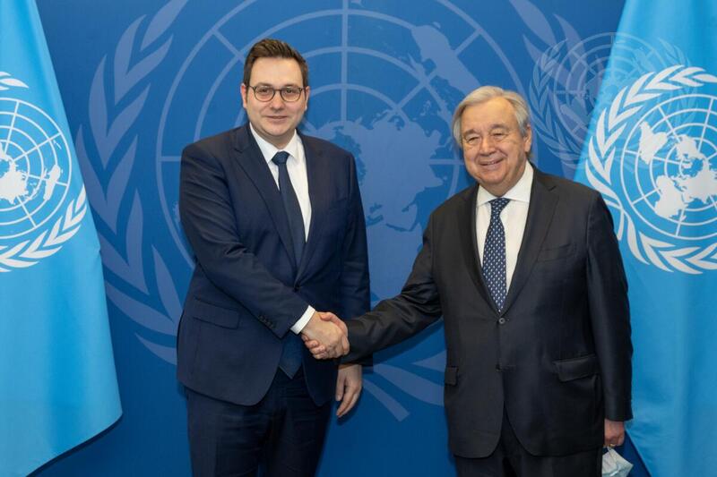 Secretary-General Meets with Minister for Foreign Affairs of Czech Republic