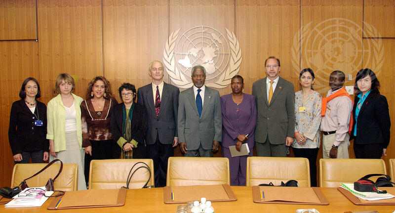 Secretary-General Meets with NGO Representatives on UNAIDS Programme Coordination Board