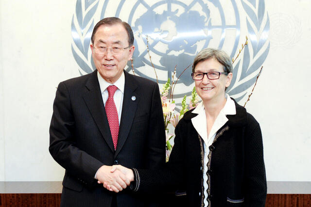 Secretary-General Meets with Permanent Representative of Belgium
