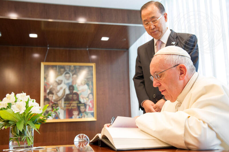 Secretary-General Meets Pope Francis