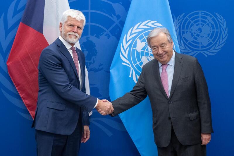 Secretary-General Meets with President of Czech Republic