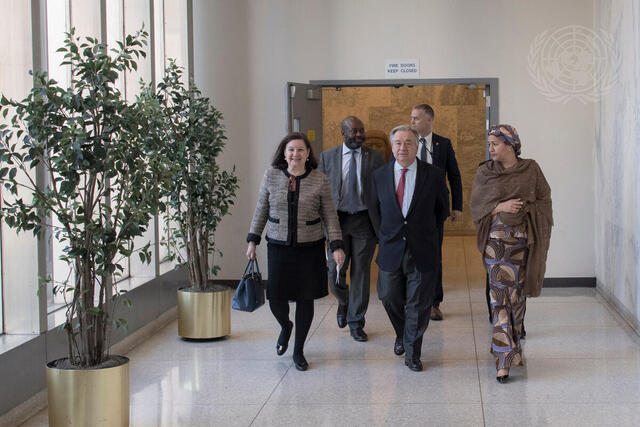 Secretary-General on his Way to Visit with Staff