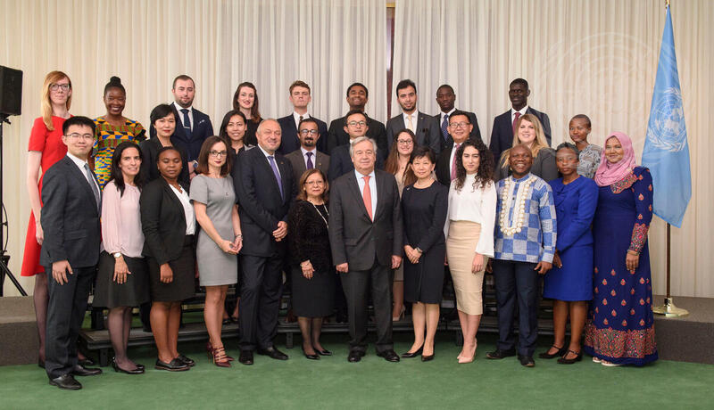 Secretary-General Meets 2018 UN Disarmament Fellowship Participants