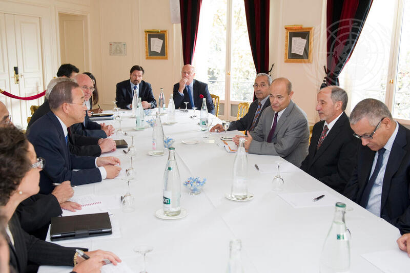 Secretary-General Meets NTC Chairman in Paris