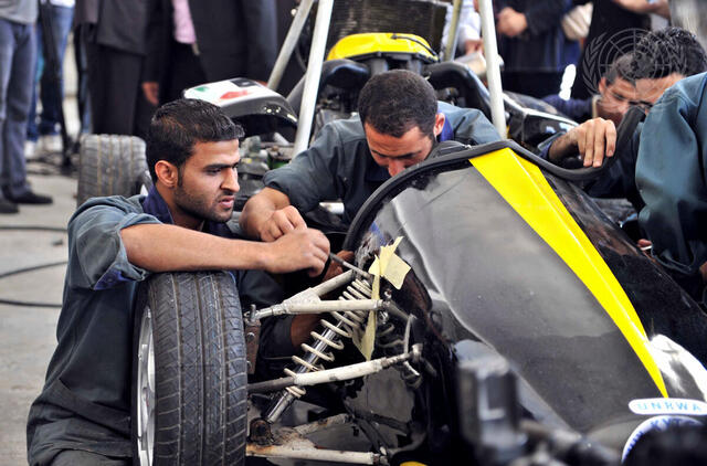 Young Palestinians Build Race Car from Scratch